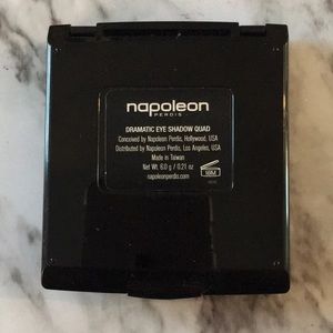 Napoleon Perdis Makeup - Napoleon Perdis Dramatic Eye Shadow Quad Napoleon Perdis Makeup - Napoleon Perdis Dramatic Eye Shadow Quad